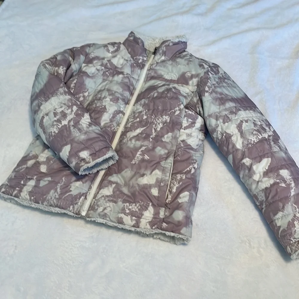 The North Face reversable mossbud swirl jacket
